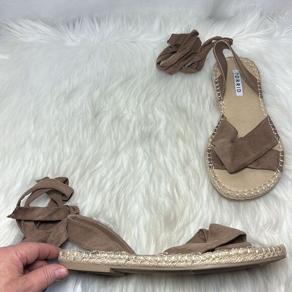 torrid Shoes - Torrid Tan Lace Up Ankle Tie Sandals Sz 11